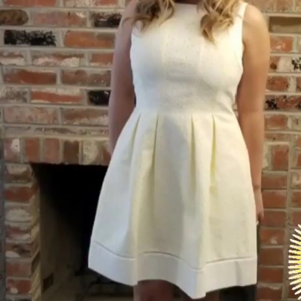 SOLD Jessica Howard Contrast Eyelet Fit & Flare Dress - Picture 4 of 8